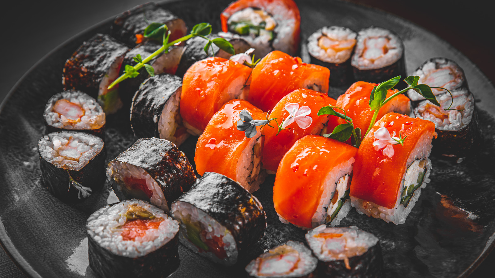 Sushi And Friends Sterndamm 57 12487 Berlin 20 Best Sushi Rolls, Ranked By Taste And Tradition