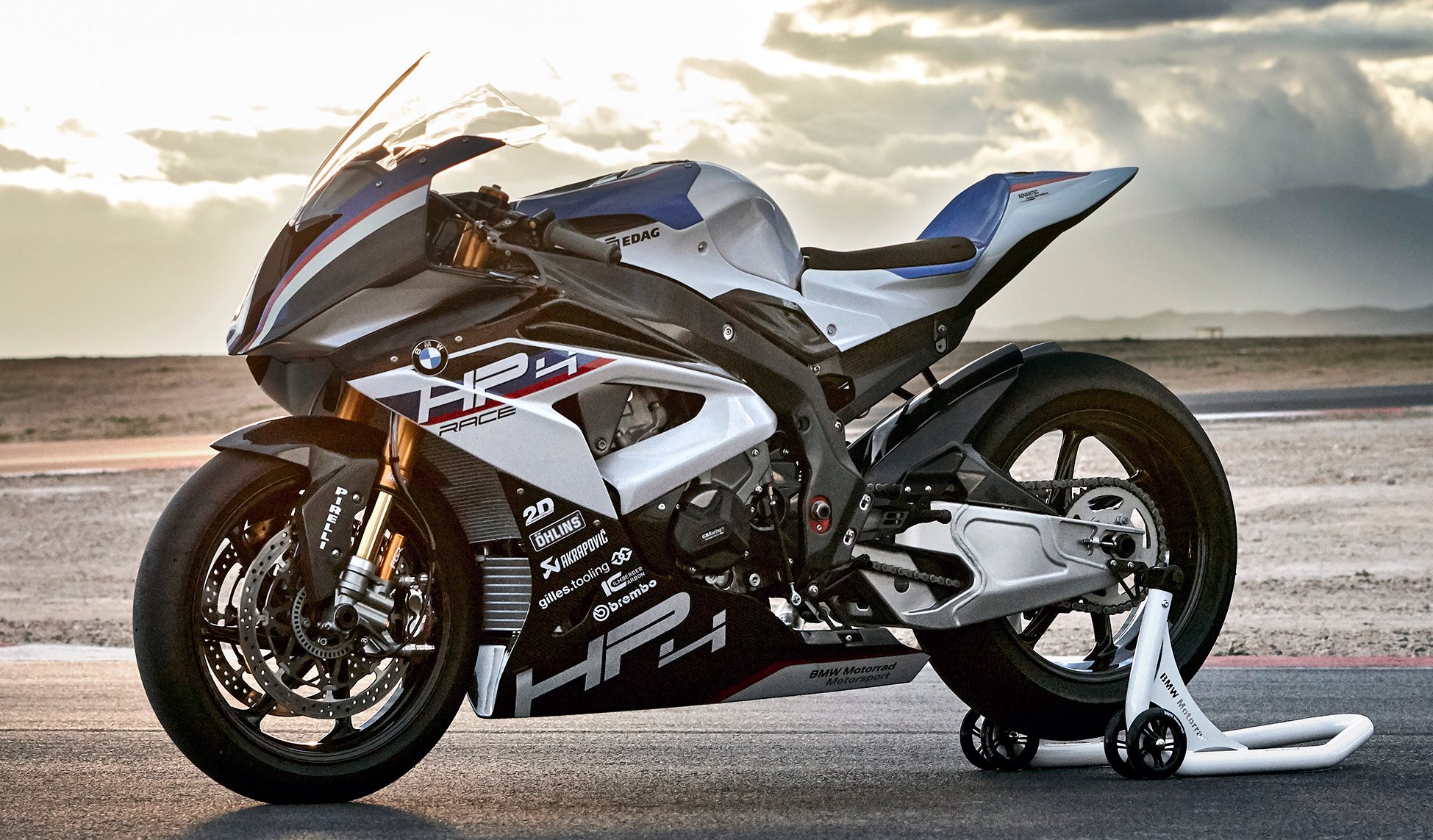 Motorrad Und Autodienst Blumenthal Werkstatt Greifswald 2017 BMW Motorrad HP4 Race racing motorcycle released – limited edition