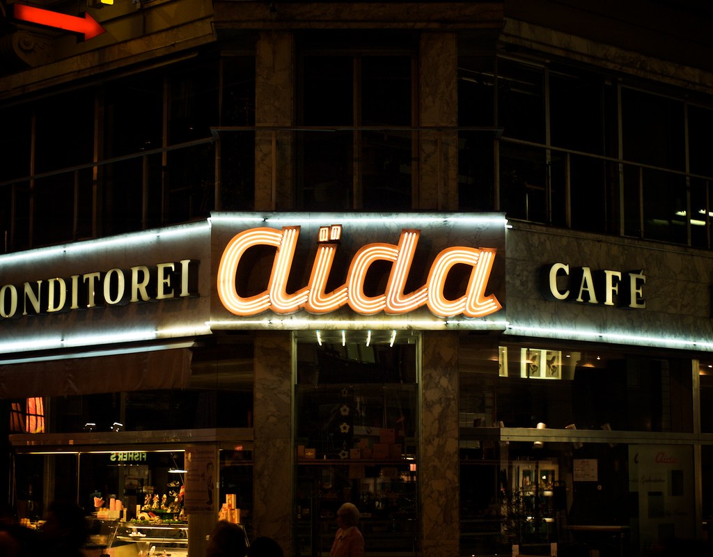 Heidsiek Bäckerei - Konditorei - Café Aida Cafe | en.wikipedia.org/wiki/Aida_(caf%c3%a9) | Stephen Coles | Flickr