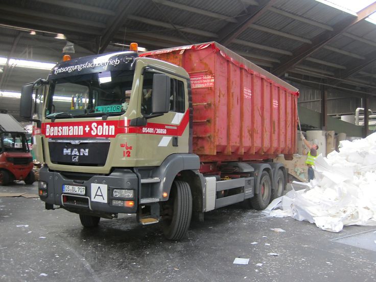 Containerdienst - Entsorgungsfachbetrieb Wilhelm Oschmann Ohg Bochum Altpapier-Recycling beim Entsorgungsfachbetrieb Wilhelm Bensmann & Sohn