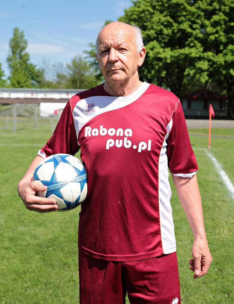 Piwowarczyk Stephan Dr.med. Arzt Für Innere Medizin Andrzej Piwowarczyk. 75-letni piłkarz nie odpuszcza! Rozpoczął kolejny