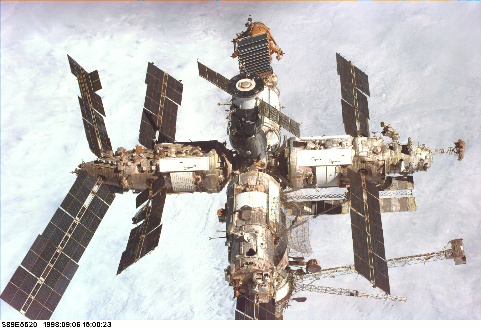 Mir Ist Langweilig Auf Englisch APOD: July 3, 1998 - Mir Above