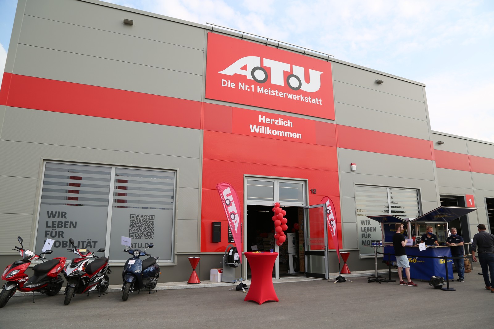 Atu Lübeck - St. Lorenz Nord Lübeck ATU: Neuer Flagship-Store nahe München | amz.de