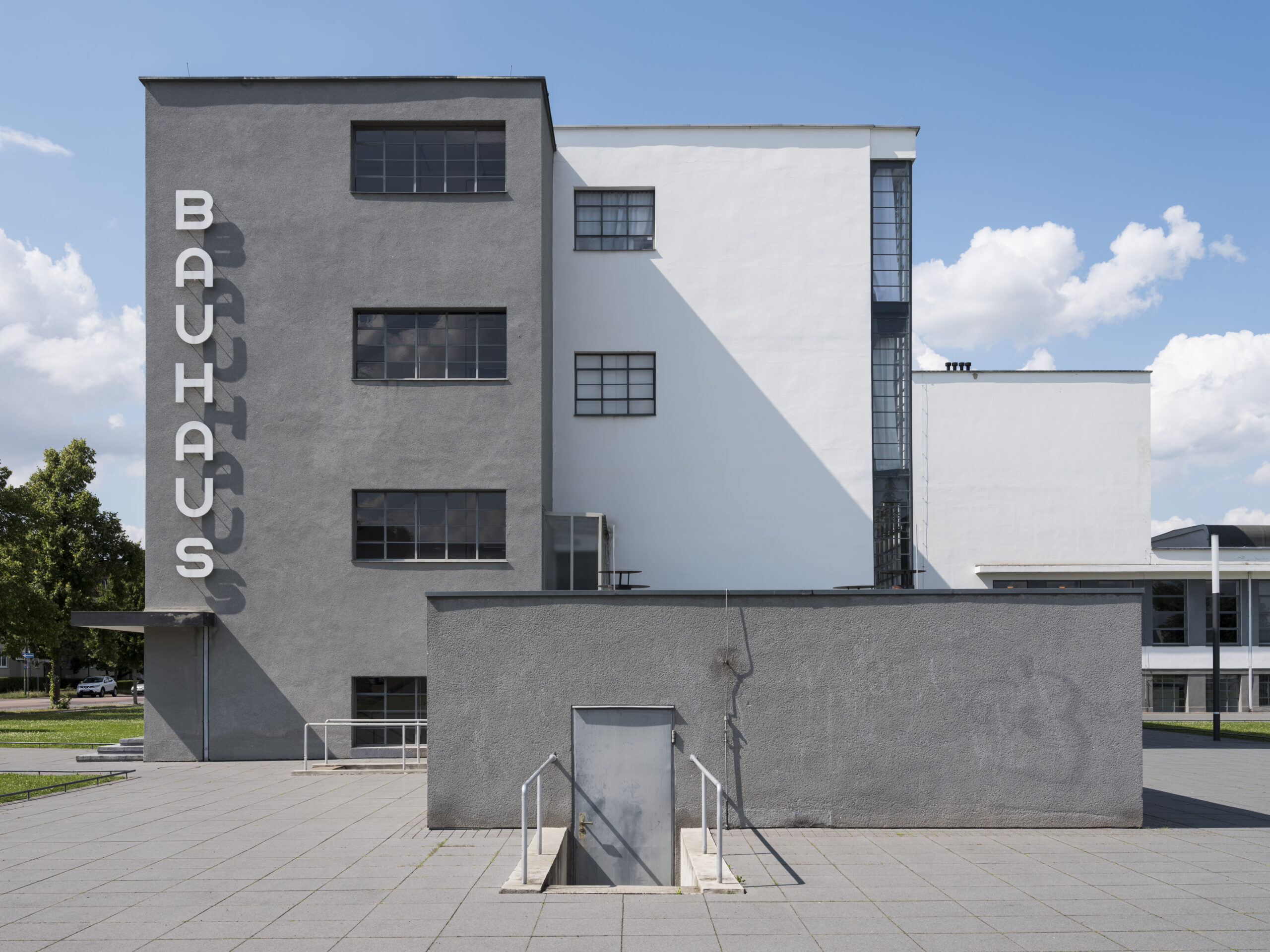 Bauhaus Düsseldorf Reisholz Reisholzer Bahnstraße Düsseldorf Bauhausgebäude - Orte - Stiftung Bauhaus Dessau