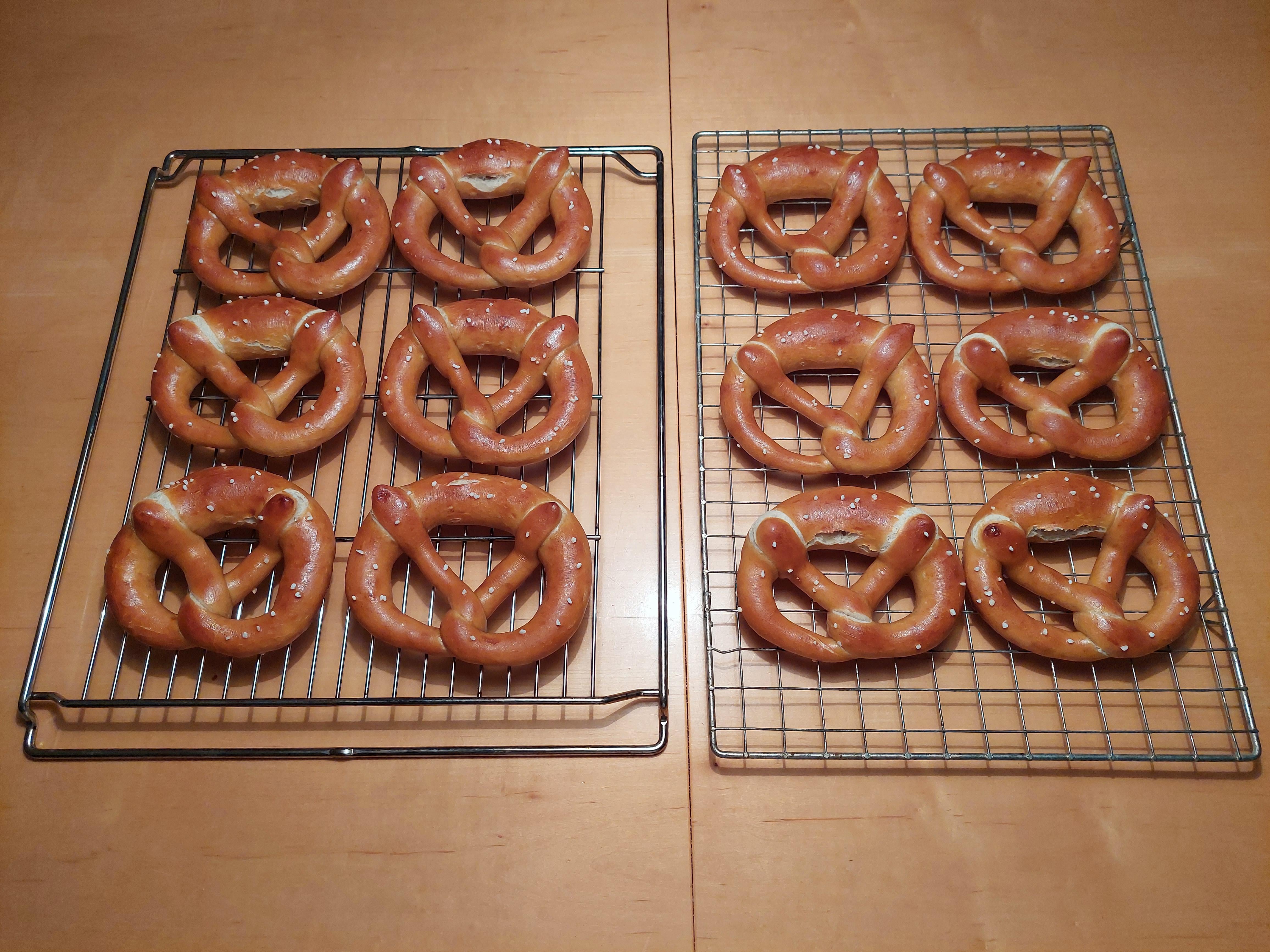 Berelsmann Gmbh Alfred Bäckerei Und Konditorei Bayrische Brezen : r/brot
