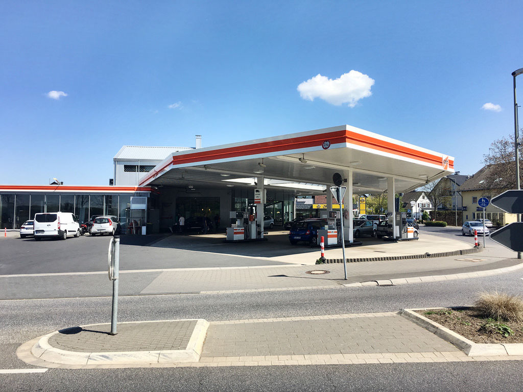 Tankstelle Mit Waschanlage In Der Nähe