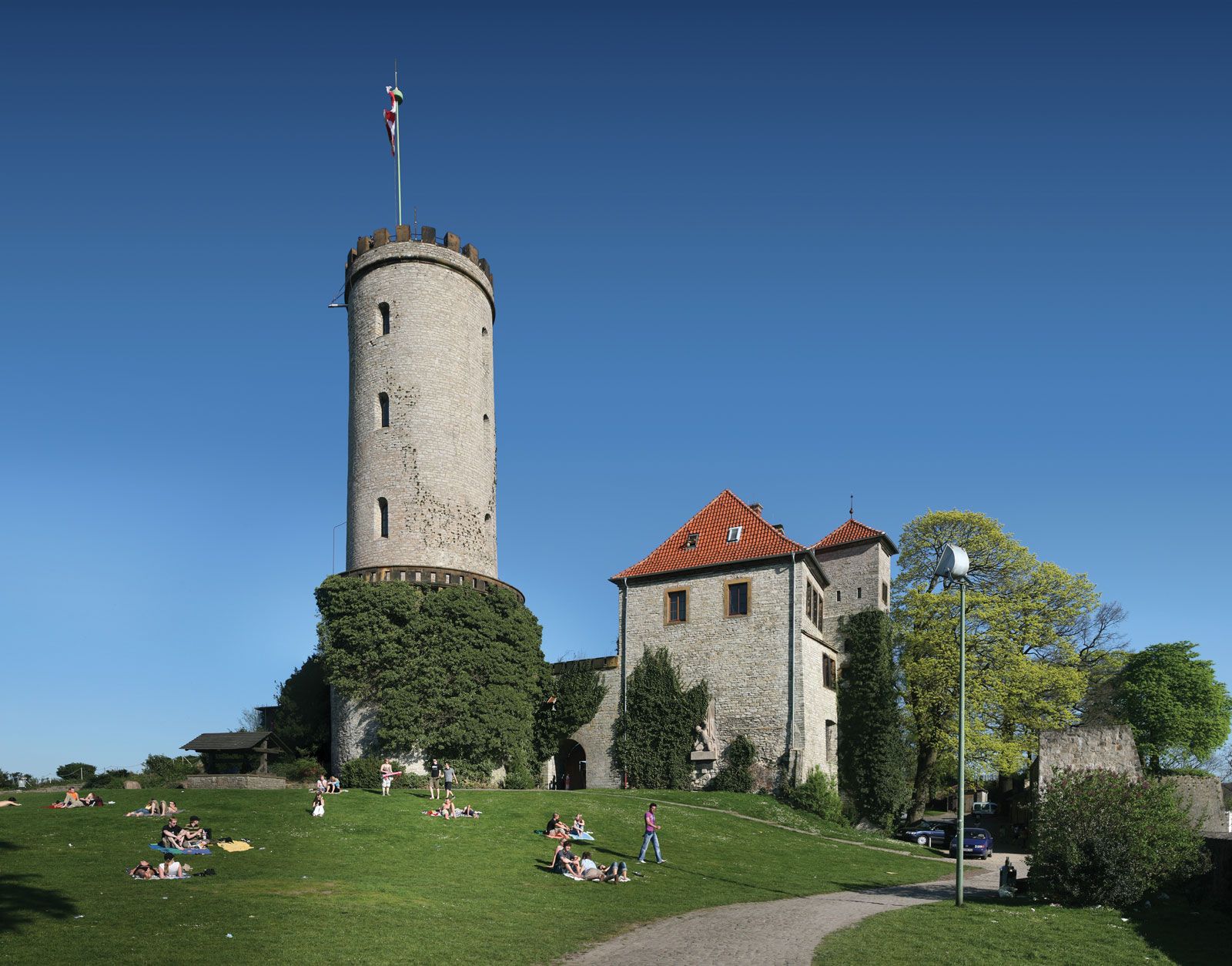 Bielefeld Fertility Center - Bielefeld Rezensionen Bielefeld | University City, Westphalia, Teutoburg Forest | Britannica