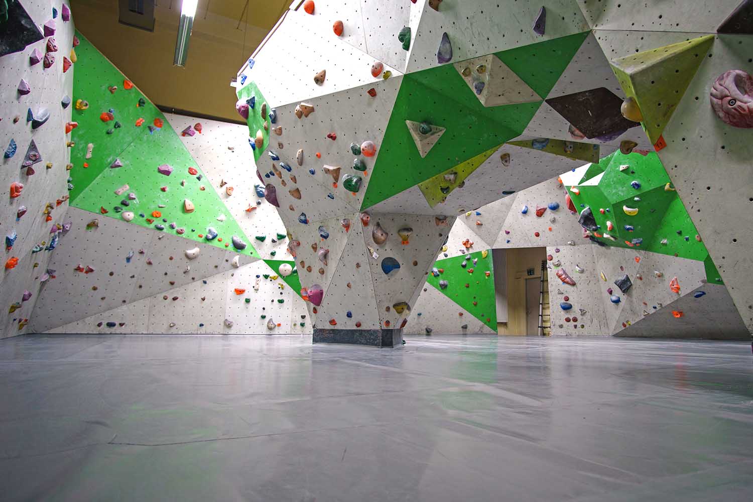Boulderhalle E4 Gmbh & Co Kg Boulderbereich