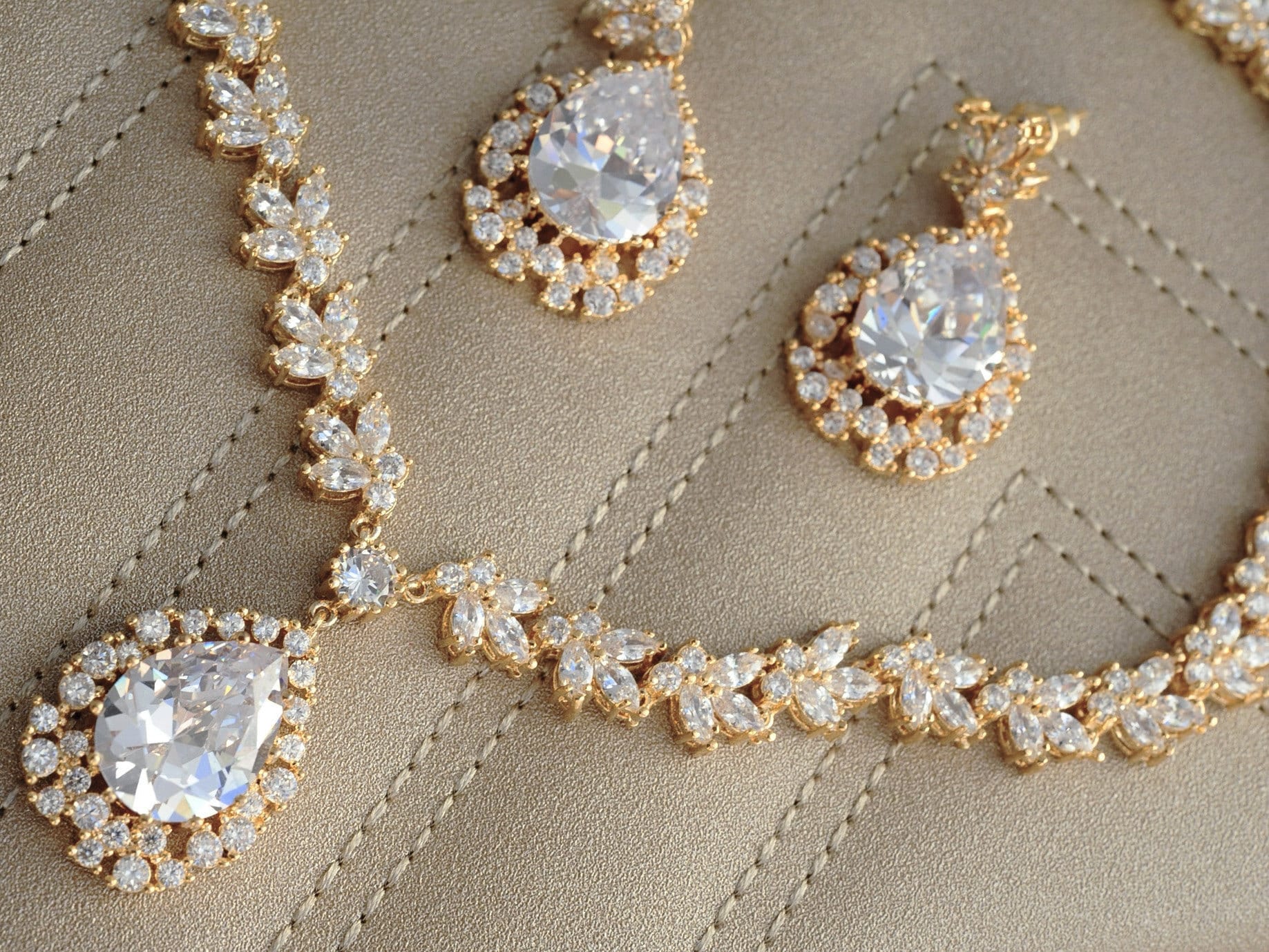 Schmuck An Und Verkauf In Der Nähe Braut Schmuck Set Gold Schmuck Set Hochzeit Schmuck Set | Etsy