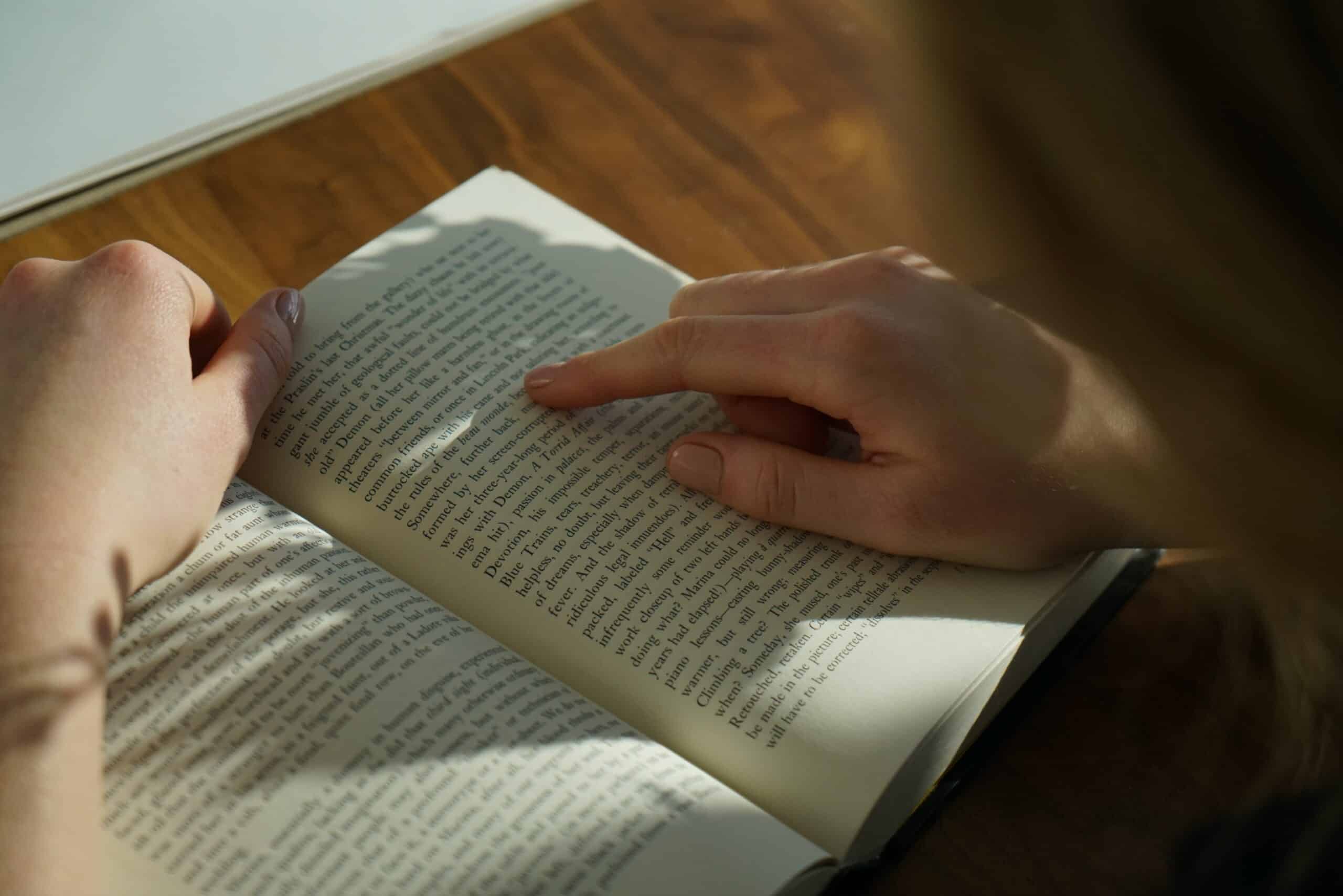 Reading Comprehension übungen Mit Lösungen Building a Daily Reading Habit: A Guide to Developing a Lifelong Love