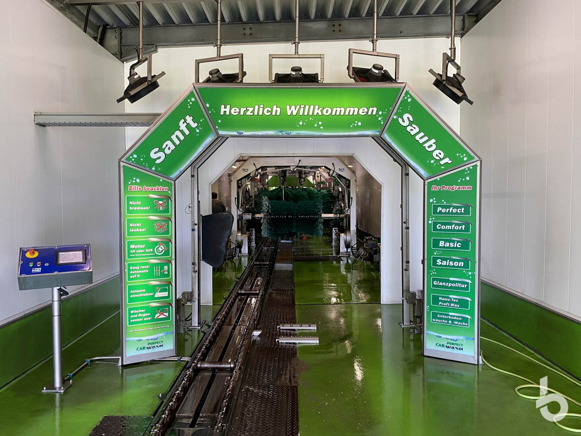 Perfect Carwash Gmbh & Co. Kg Car wash projects - Systems - Car wash installations