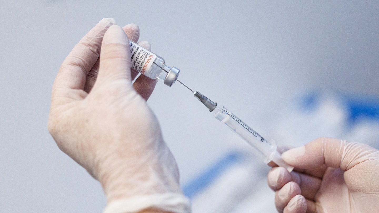 Impfung Hepatitis A Kosten Aok Coronavirus-Pandemie: Unklarheit über Kosten für Impfung - SWR Aktuell