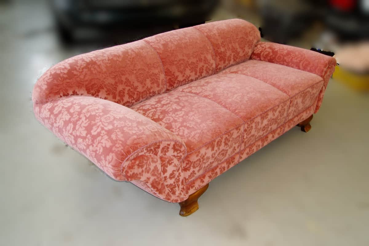 Couch Neu Beziehen Lassen In Der Nähe Couch mit hochwertigem Velourbezug - Waskey Sattlerei und Polsterei