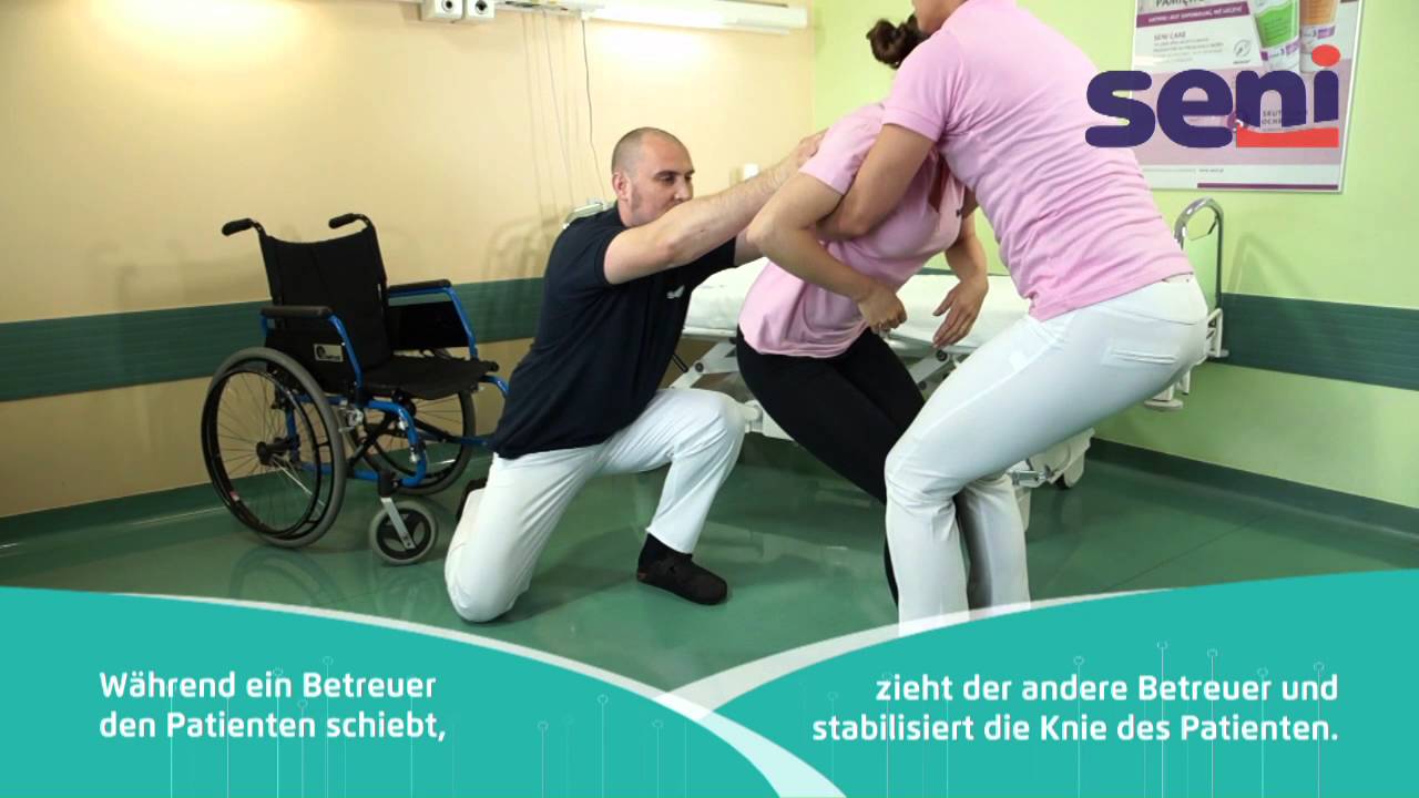 Welche Hausärzte Nehmen Noch Patienten Auf [DE] 07 Seni - Patiententransfer vom Boden in den Rollstuhl mit zwei
