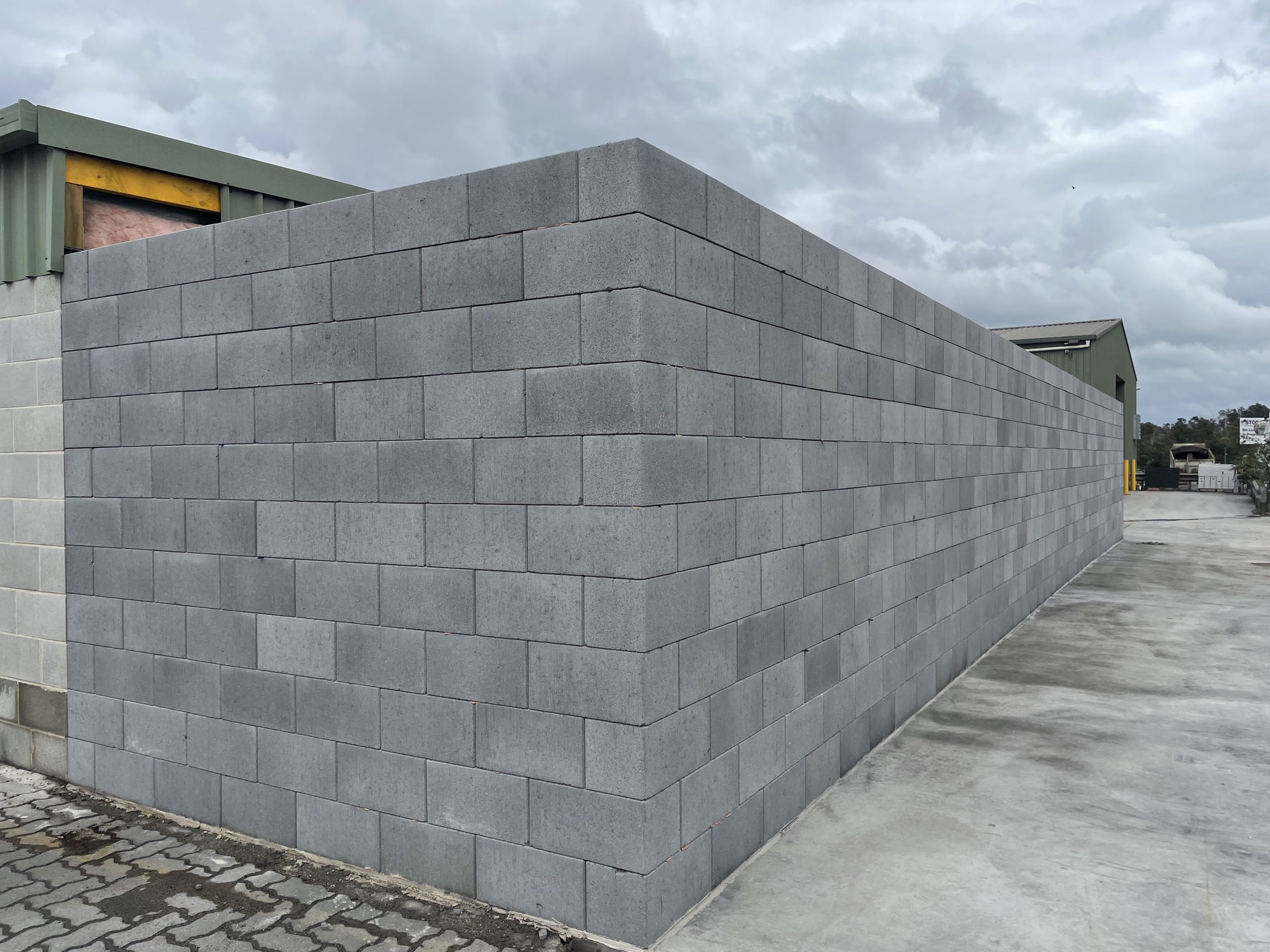 Block House Am Aegi Hildesheimer Straße Hannover DIY Wall Blocks, Concrete Blocks | Island Block & Paving