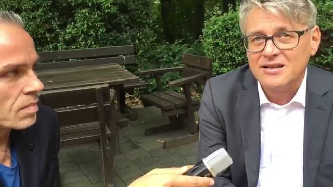 Hautarztpraxis Dr. Med. Volker Meyer Rezensionen #DLForum15: Interview mit Dr. Volker Meyer-Guckel, Stifterverband - YouTube
