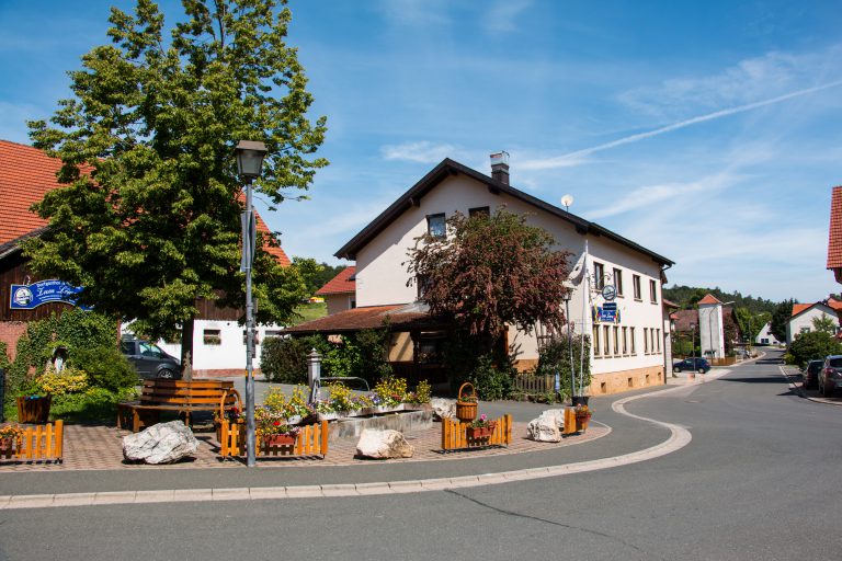 Gasthof In Der Nähe Jetzt Geöffnet Dorfgasthof & Pension Zum Löwen