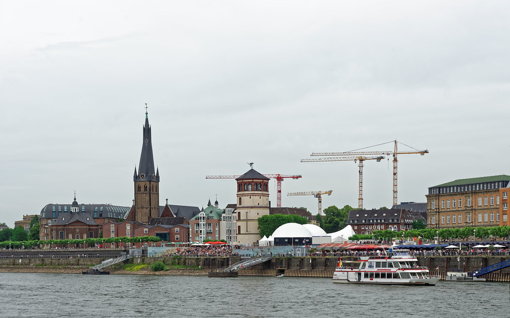 Rezensionen Für Orthopädie Am Rhein In Düsseldorf-gerresheim Dusseldorf 15 | en.wikipedia.org/wiki/D%C3%BCsseldorf | Petr Melnikov