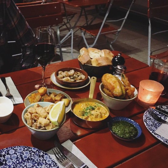 Eatapas Bar & Restaurant Trappentreustraße München