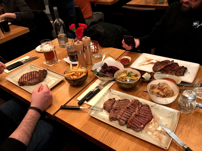 Estancia Steaks Große Reichenstraße 27 20457 Hamburg Estancia Steaks - هامبورغ: Working hours, Activities, Visitor reviews