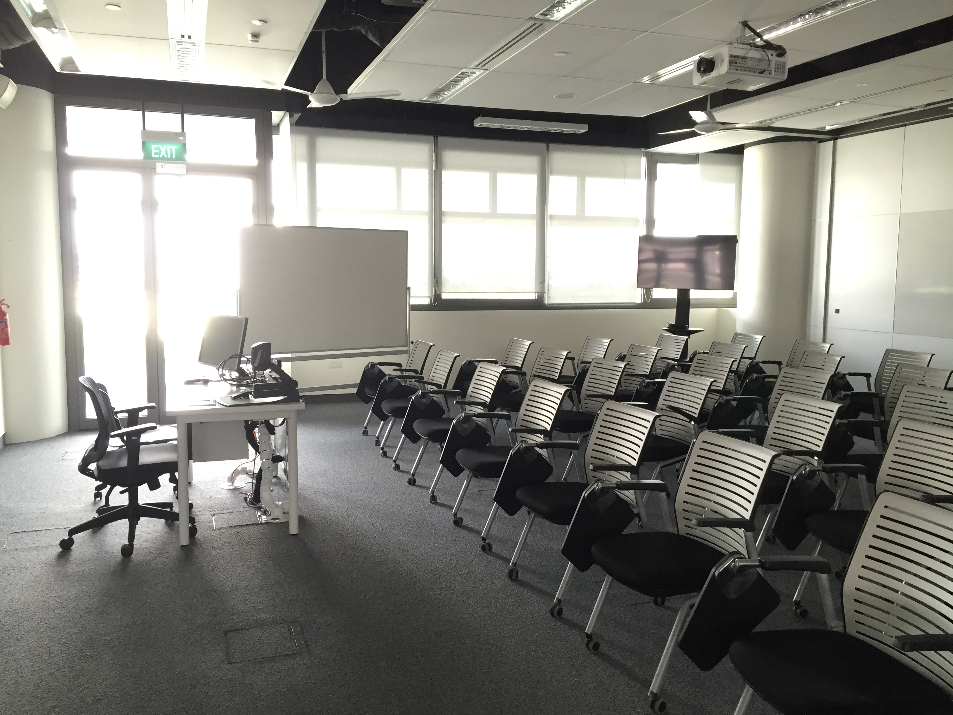 Seminar Lohn Und Gehalt Datev File:Seminar room, Singapore University of Technology and Design