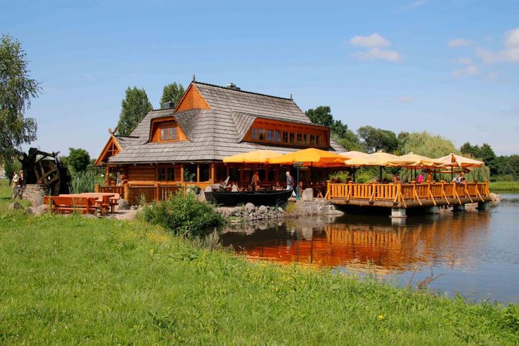 Fischrestaurant In Der Nähe Vom Standort Fischerhof Gahrns Gardelegen – Forellenzucht, Fischrestaurant und