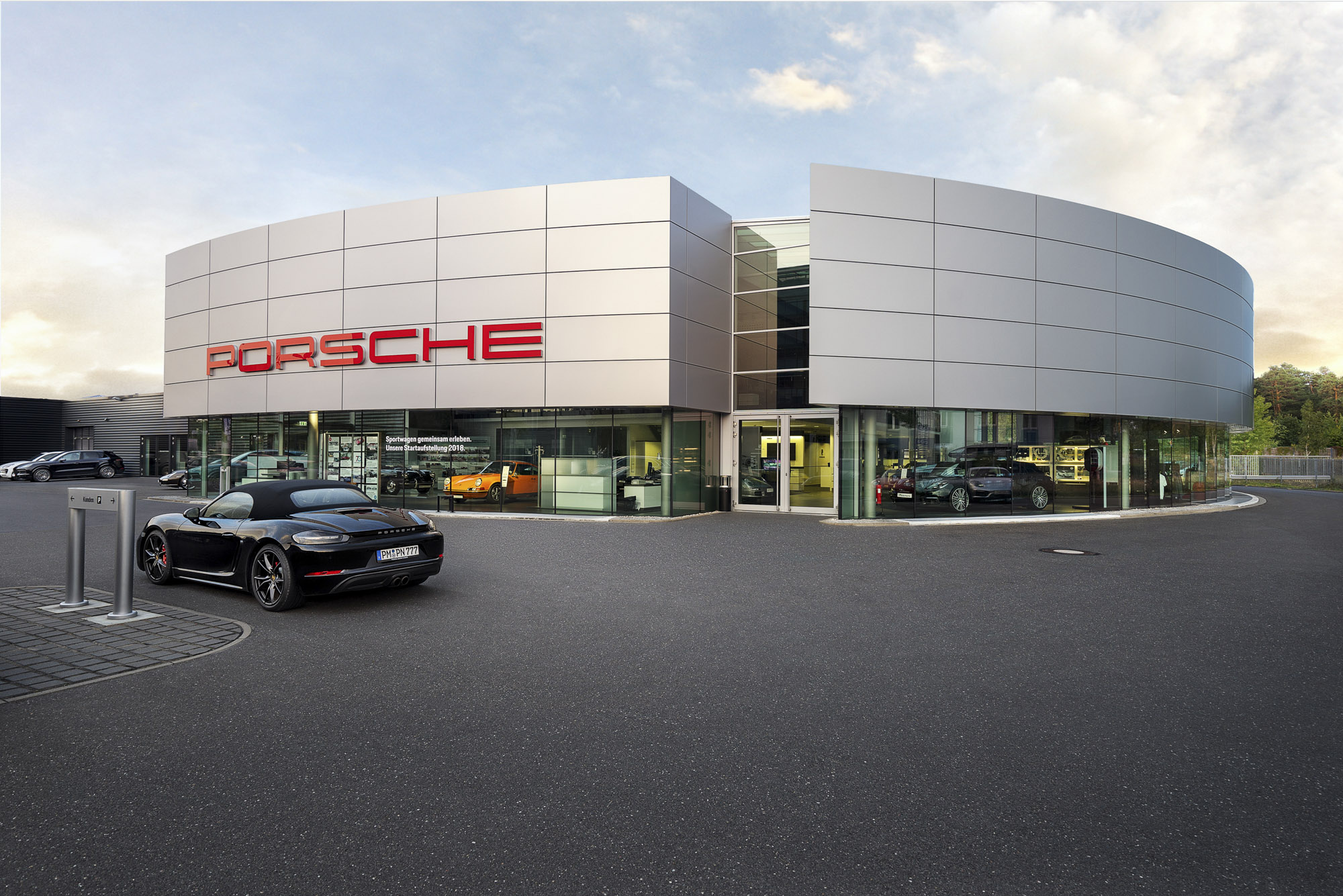Autohaus Tacke Inh. Jörn Tacke - Kfz-werkstatt Und Fahrzeuge