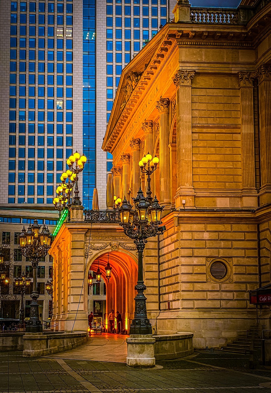 Weisse Lilie Berger Straße Frankfurt Am Main Frankfurt Am Main Germany Old - Free photo on Pixabay - Pixabay