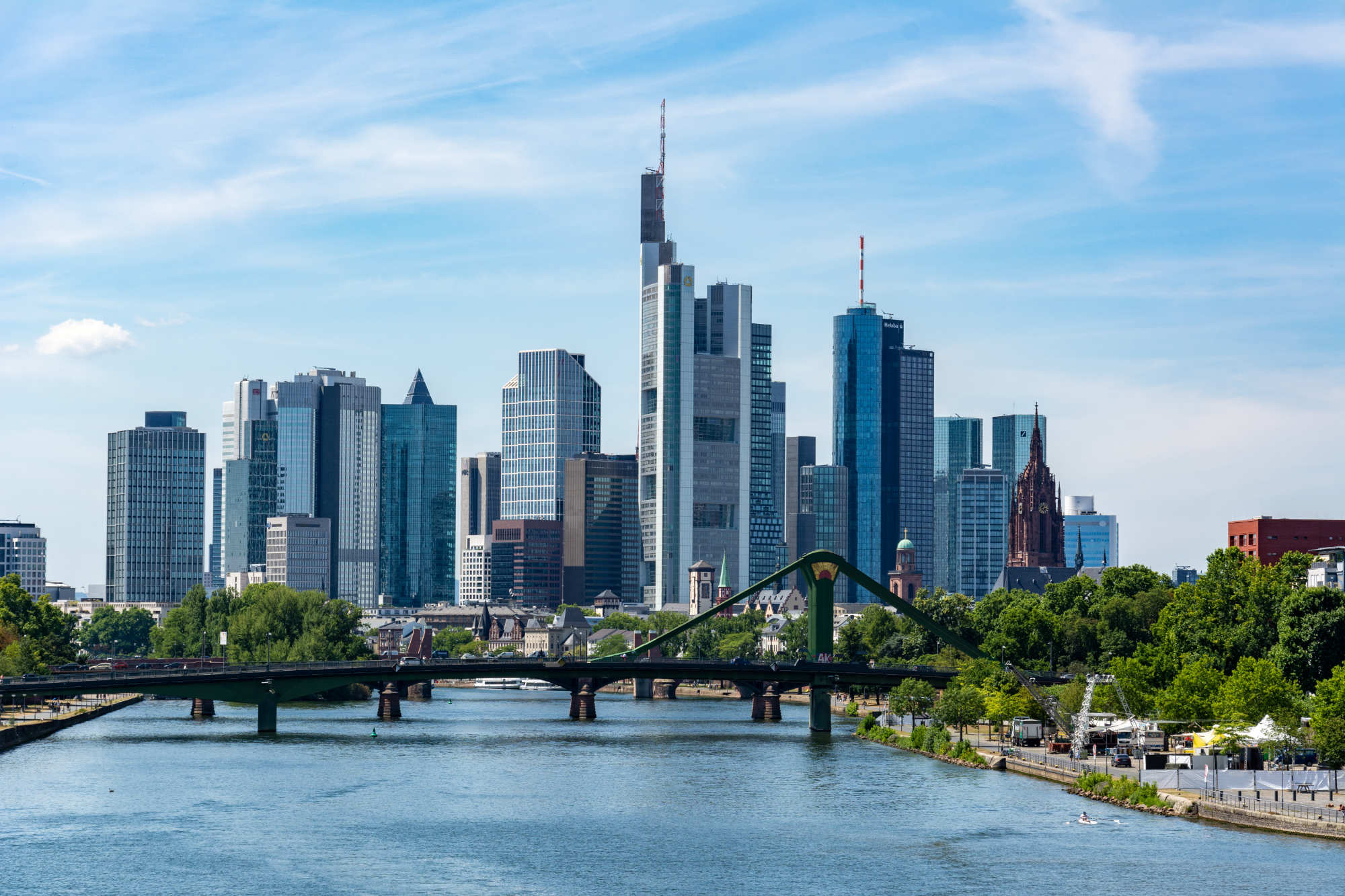 Frankfurt Nach Teheran Iran Air Frankfurt am Main: tips for the journey