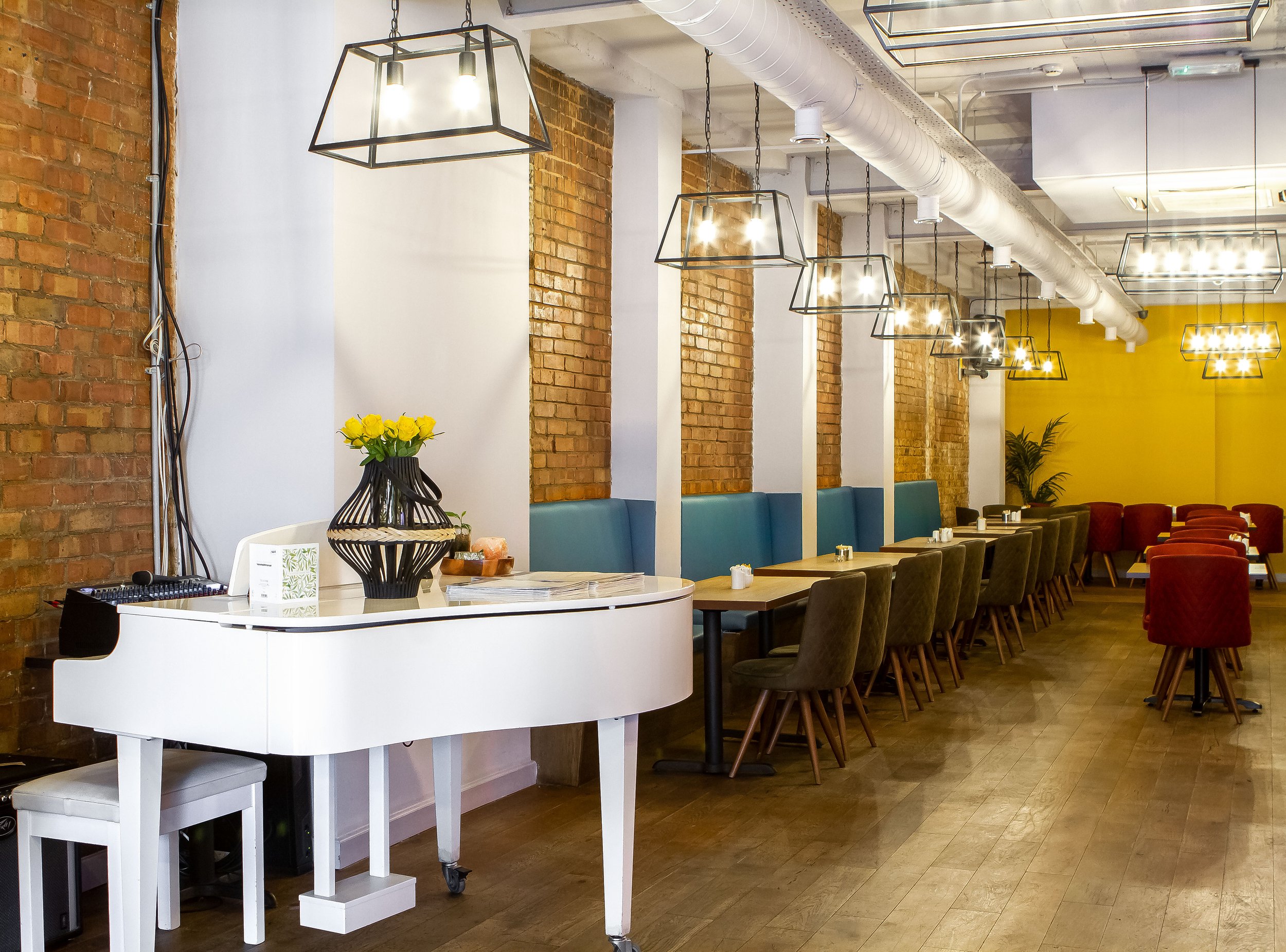 Lavida American Tabledance Bar - Kassel Gallery 2 — La Vida Restaurant