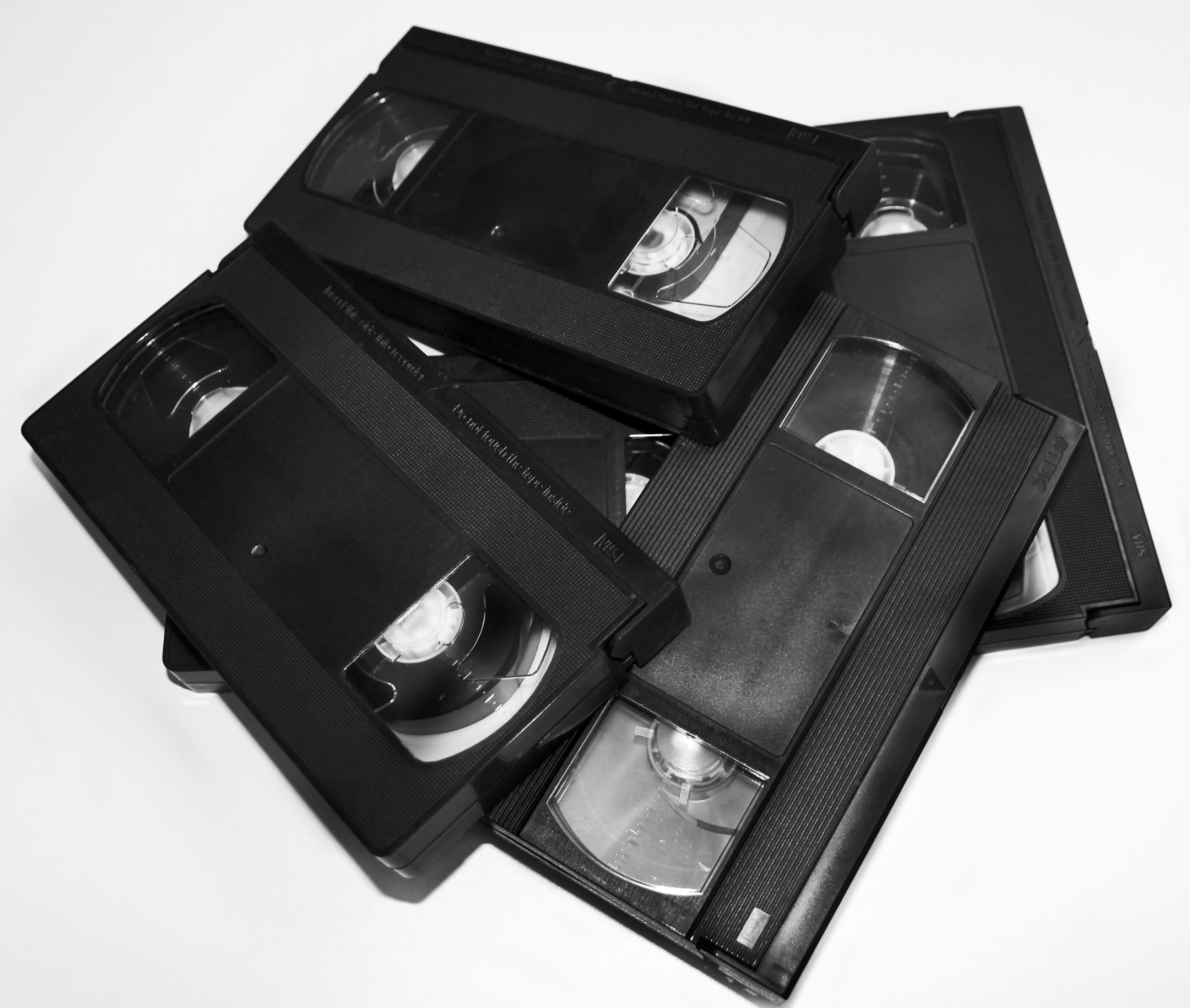 Vhs B1 Prüfung Termine In Der Nähe Gambar : Retro, film, vhs, 80, eksterior otomotif, kaset video, perekam