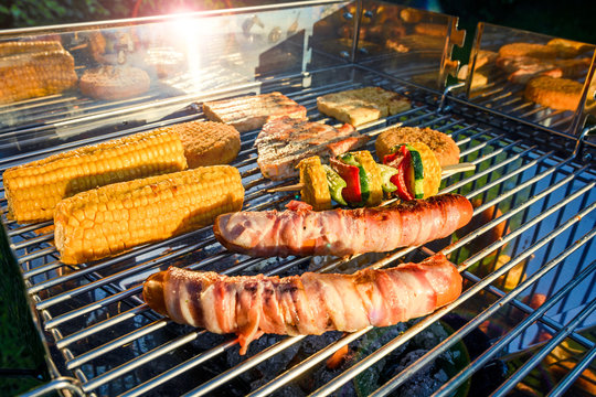 Yee Doy Döner & Grillgerichte Köln Kalk Grillgerichte Images – Browse 55 Stock Photos, Vectors, and Video