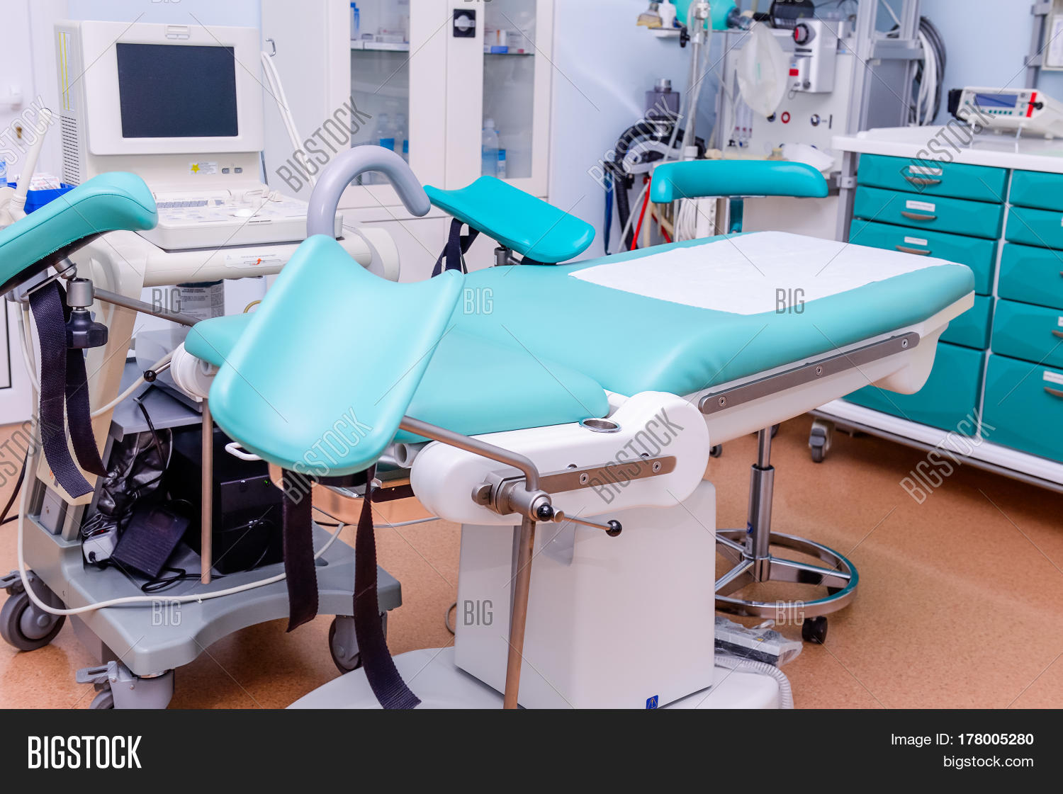 Gynäkologische Gemeinschaftspraxis Dr. Bassima Schadde & Dr. Sabine Teipel Gynecological Surgery Image & Photo (Free Trial) | Bigstock