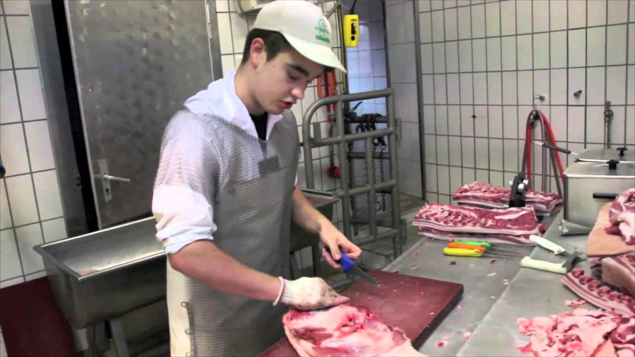 Fleischerei Mit Eigener Schlachtung In Der Nähe Handwerk Metzger - YouTube