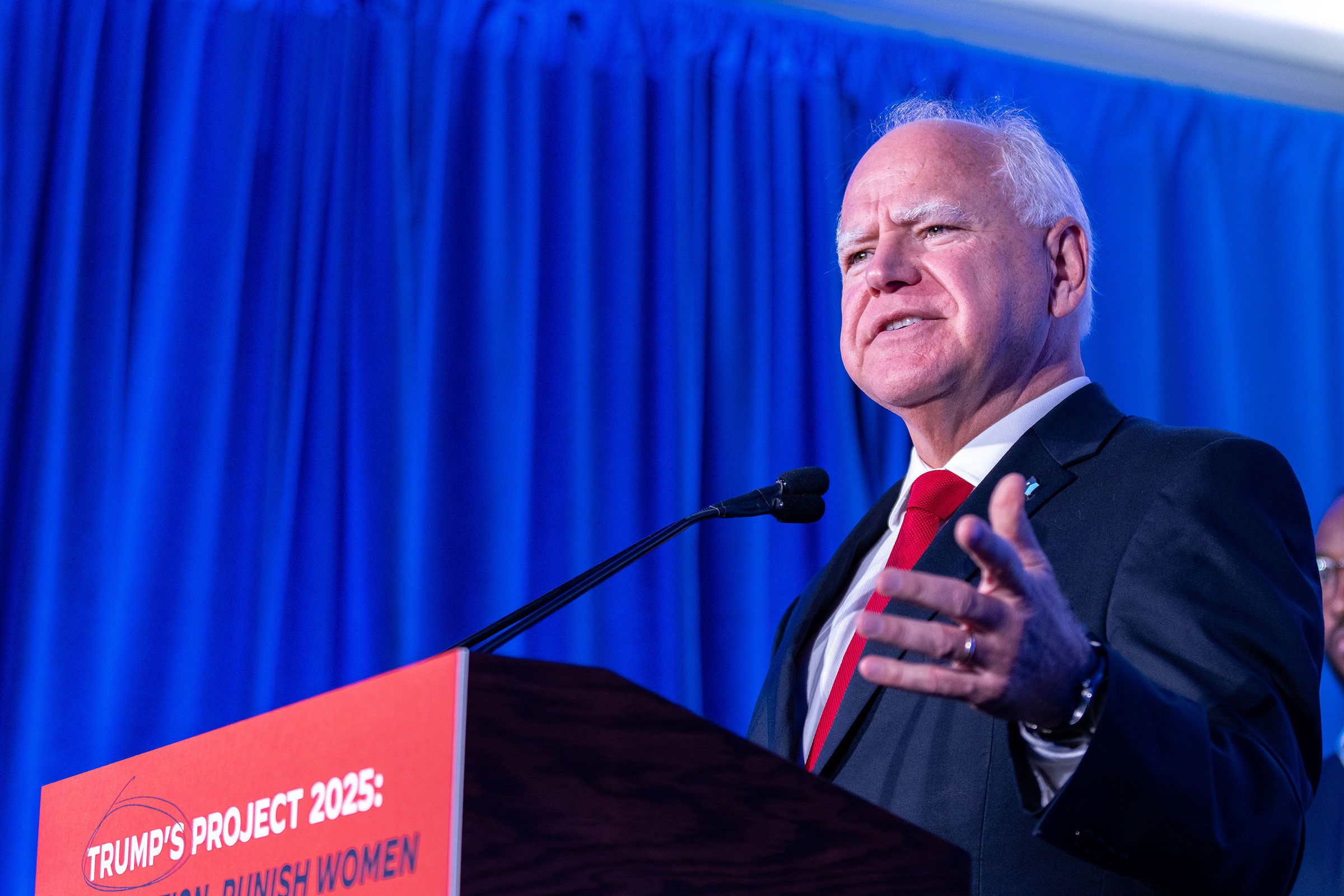 Walz Badumbau Gmbh & Co. Kg Harris decides on Tim Walz as running mate | Houston Style Magazine