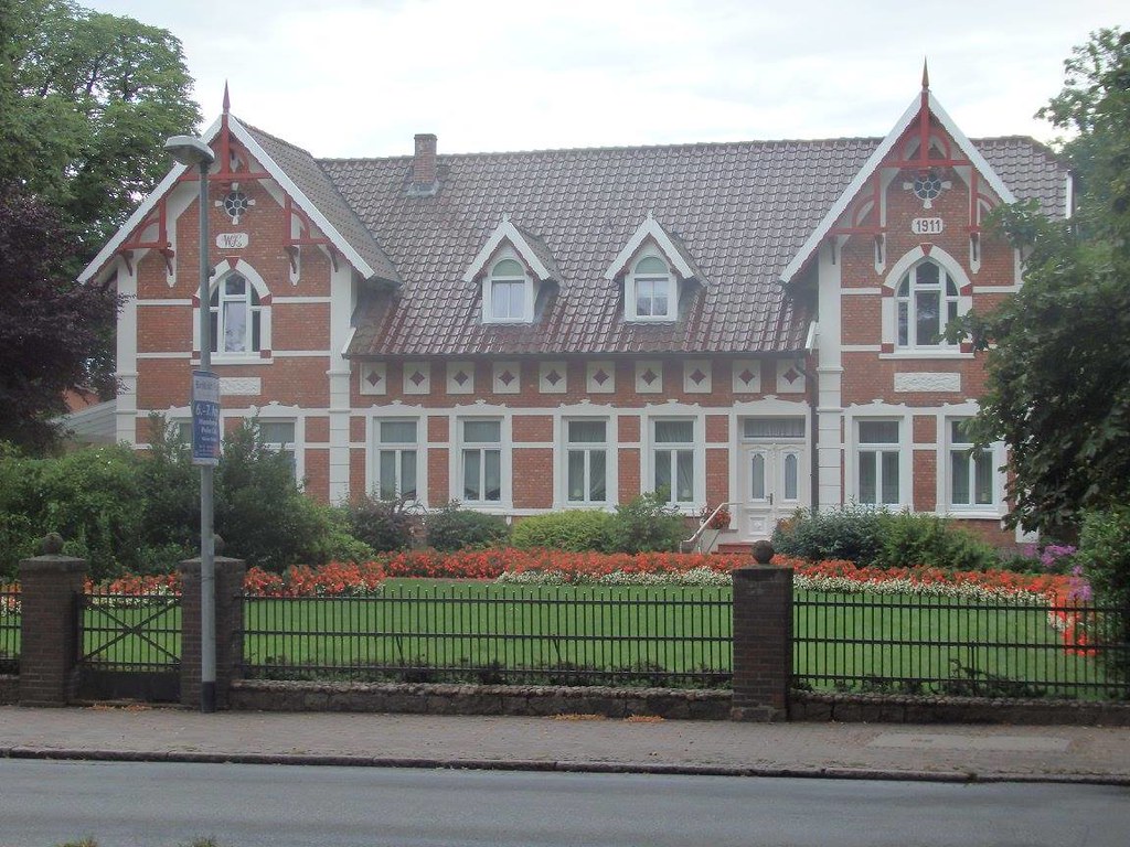 Fleischerei & Metzgerei Münch - Bielefeld Gütersloher Straße hof scharnberg | trittau-wiki.de/wiki/Kirchenstra%C3%9Fe | Bernd
