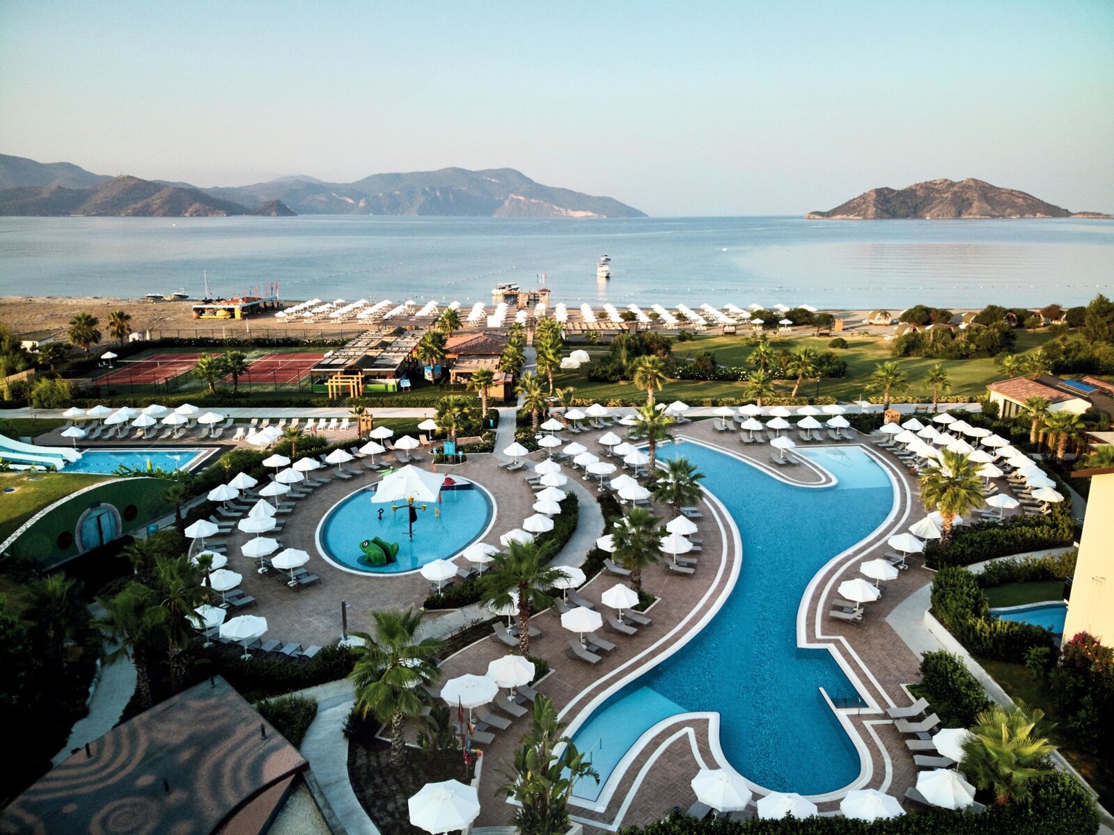 Tui Travelstar Am Opernhaus - Reisebüro Magdeburg Hotel TUI BLUE Sensatori Akra Fethiye in Fethiye günstig buchen bei TUI.com