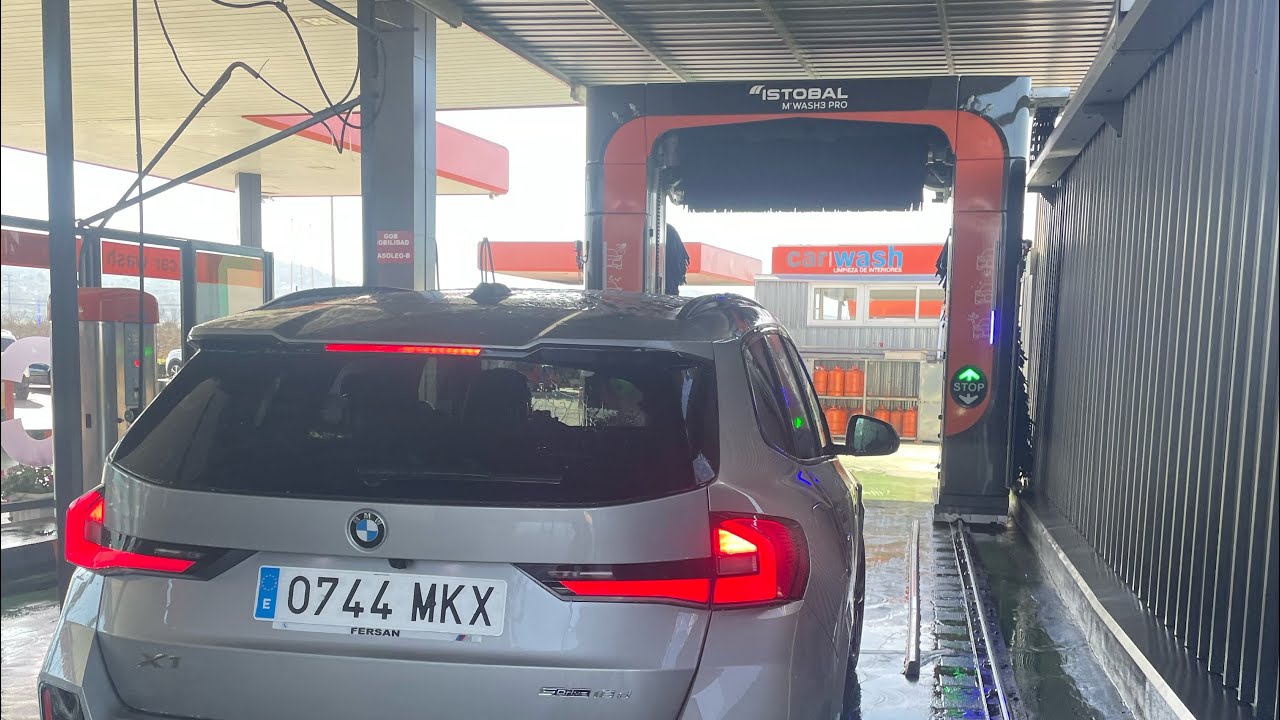 Brestol Car Wash Mülheimer Straße Bergisch Gladbach ISTOBAL M’WASH 3 PRO - YouTube