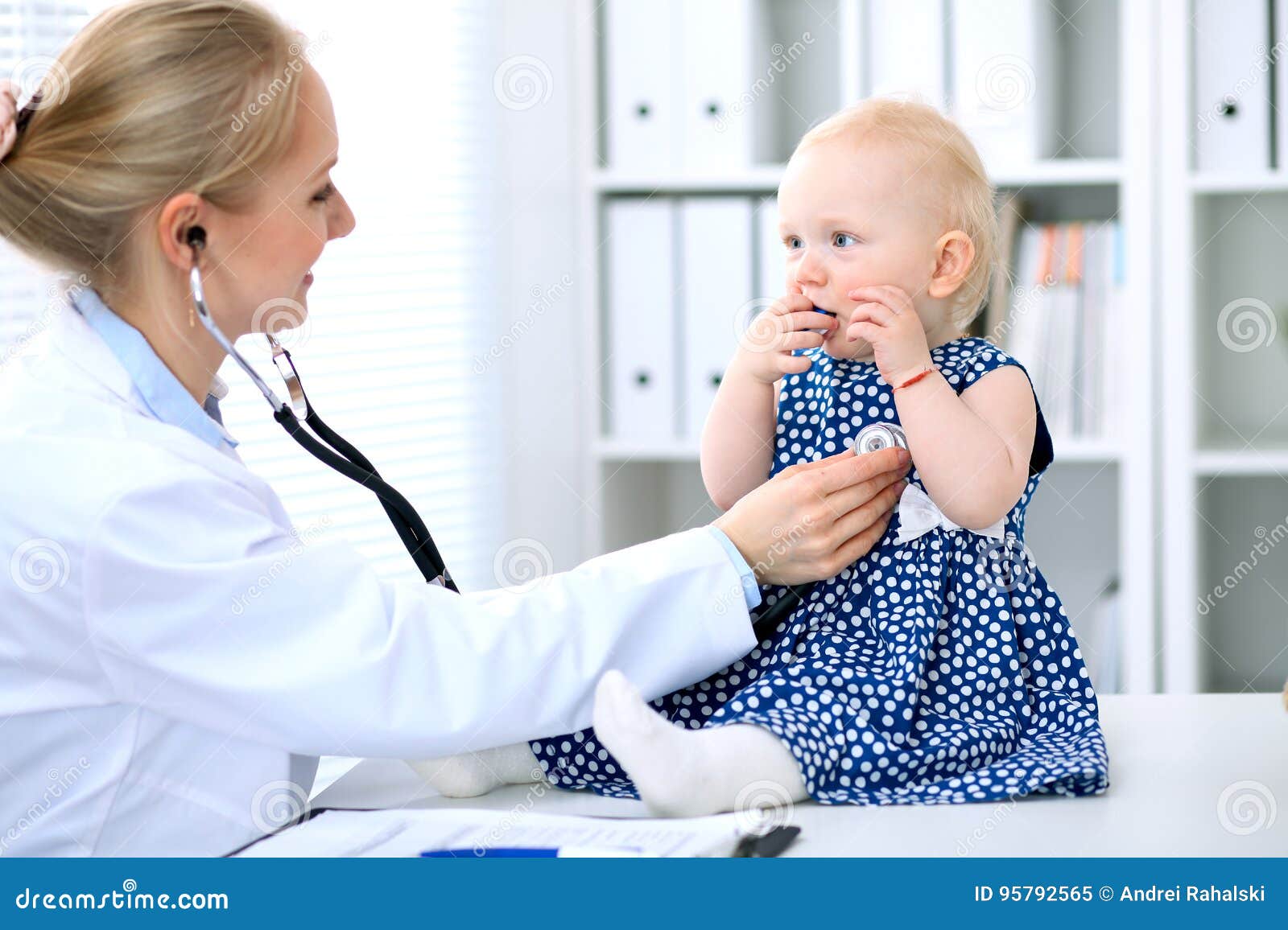 Kinderarzt In Der Nähe Von Mir Kinderarzt
