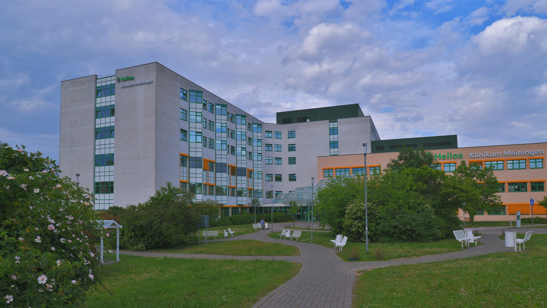 Kliniken Dr Vötisch Gmbh Herderstraße Bad Mergentheim Kliniken Meiningen, auf Krankenbesuch Foto & Bild | architektur