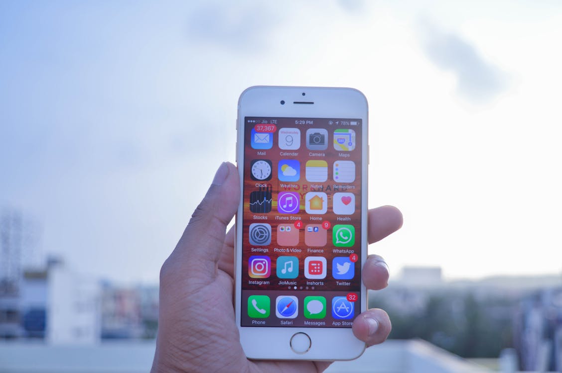 Handy Buchen Skr03 über 1.000 Euro Kostenloses Foto zum Thema: apfel, apple, handy