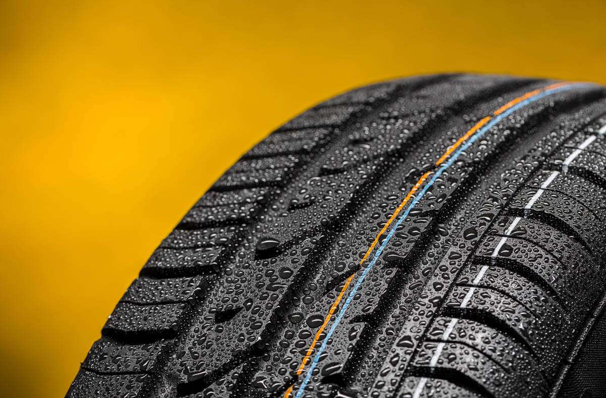 Reifen Service Oberhausen Gmbh & Co Kg Laufrichtung von Reifen erkennen - So geht's