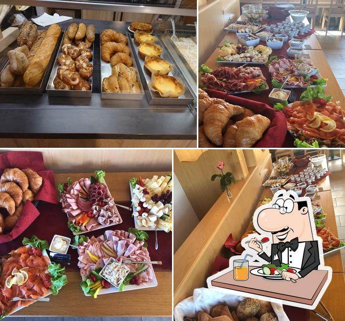 Laupus Hof Massenheim Harheimer Weg Bad Vilbel Laupus Hof Massenheim cafe, Bad Vilbel - Restaurant reviews