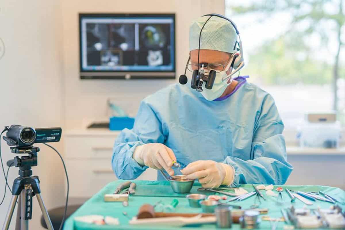 Gemeinschaftspraxis Dr. Michael Lampe & Dr. Christine Tunkel Moderne Konzepte augmentativer Implantologie I Modul 1: Augmentation