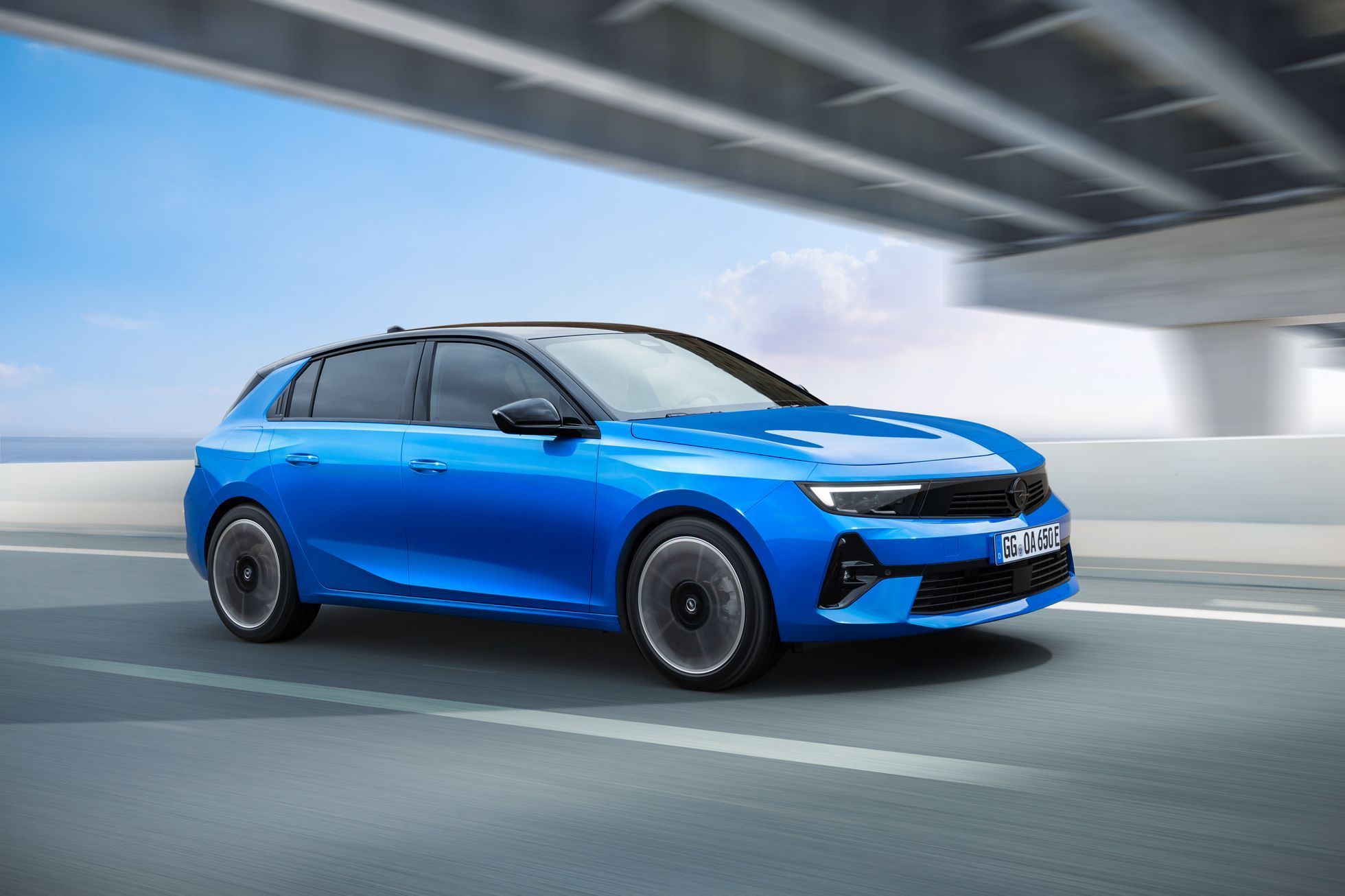 Opel Auto Center Süd Zweigniederl. Der Auto Center Nord Opel Astra Electric - Aktuálně.cz