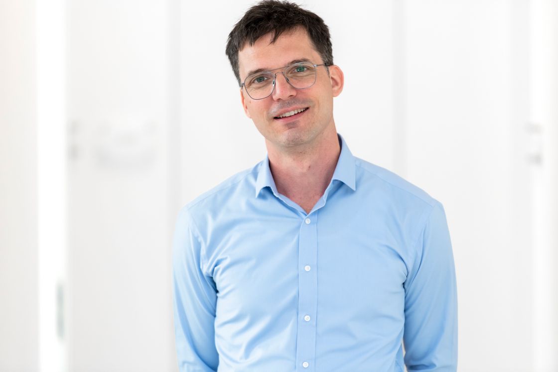 Dr. Stefan Neuwirth / R. Nusser / Dr. Stefan Bartmann ORDI3 - Fachärztezentrum 1030 Wien