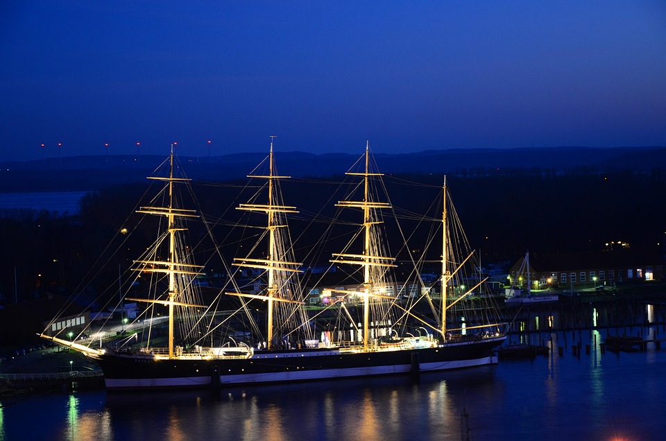 Skandinavienkai Zum Hafenplatz 1 23570 Travemünde Passat Travemünde Museum Ship · Free photo on Pixabay
