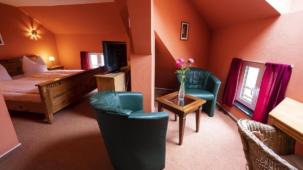 Hotel & Pension Markthof Am Dom Pension am Dom, Schwerin, Germany - YouTube
