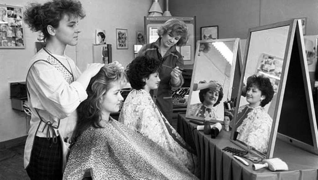 Friseure In Der Nähe Jetzt Geöffnet Pin von Sheri Alexander auf Beauty Shop Beauty | Friseur ausbildung