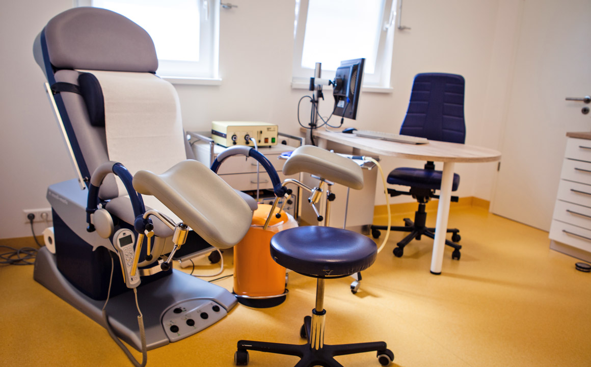 Proktologe In Der Nähe Online Termin Proktologie - mediKA Facharztzentrum für Chirurgie